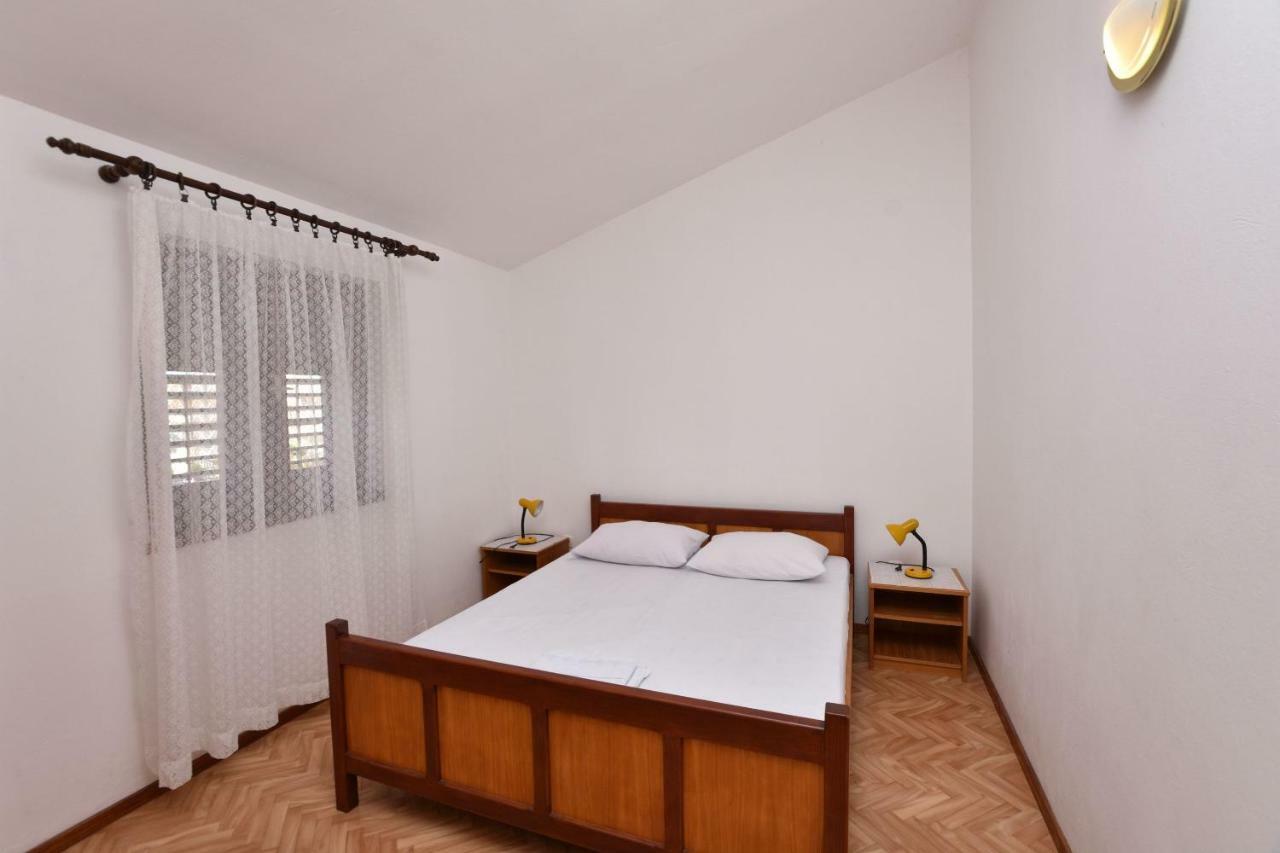 Apartment Damir Primošten Kültér fotó