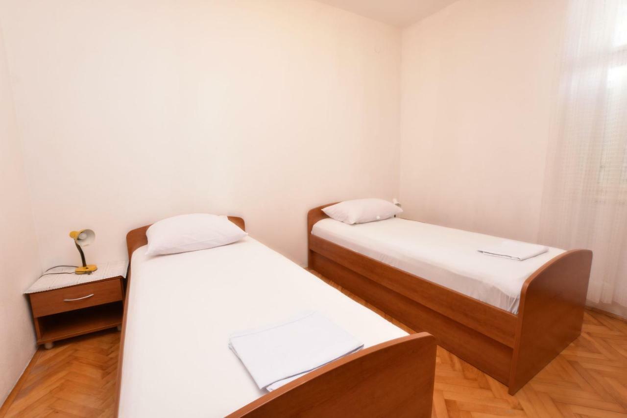 Apartment Damir Primošten Kültér fotó