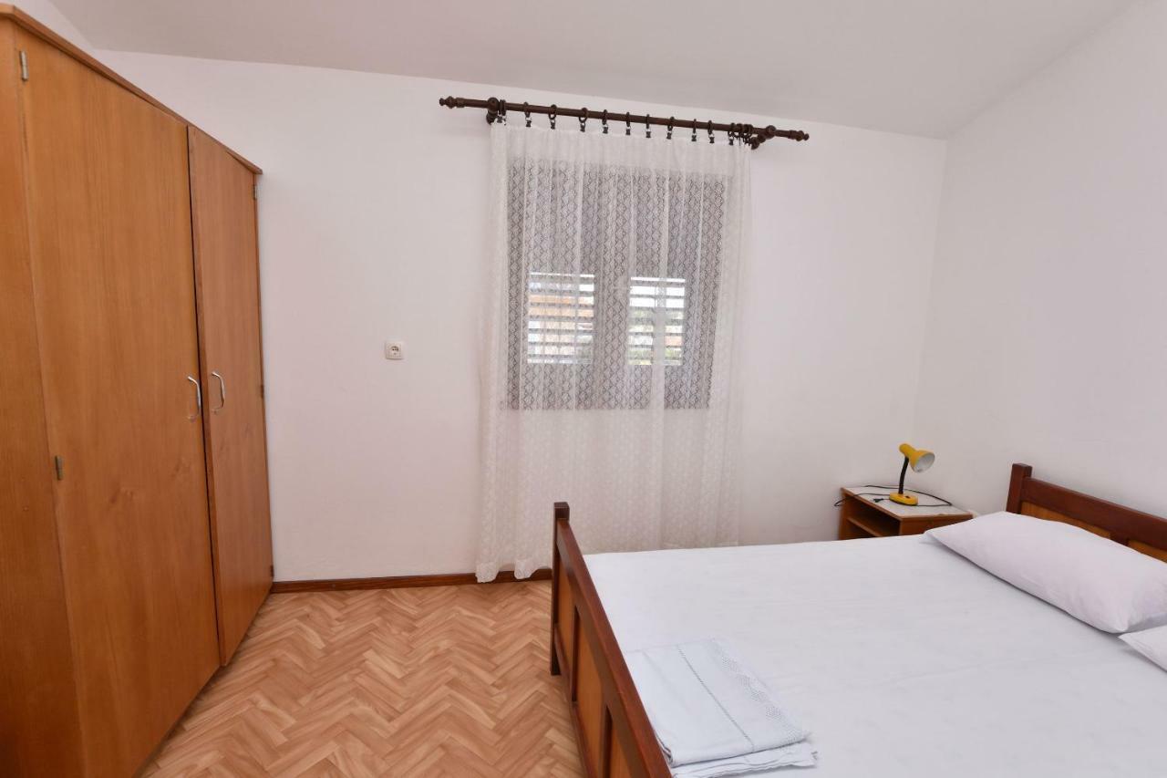 Apartment Damir Primošten Kültér fotó