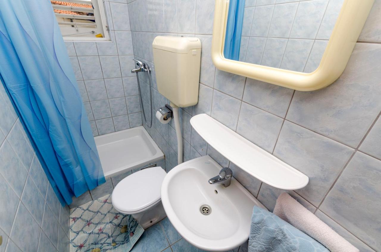Apartment Damir Primošten Kültér fotó